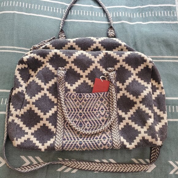 Mossimo Supply Co. Handbags - New Mossimo Hobo Duffle Bag Oversized purse